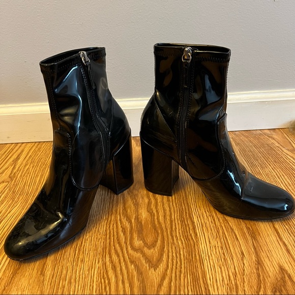 Steve Madden patent leather booties - Picture 3 of 5